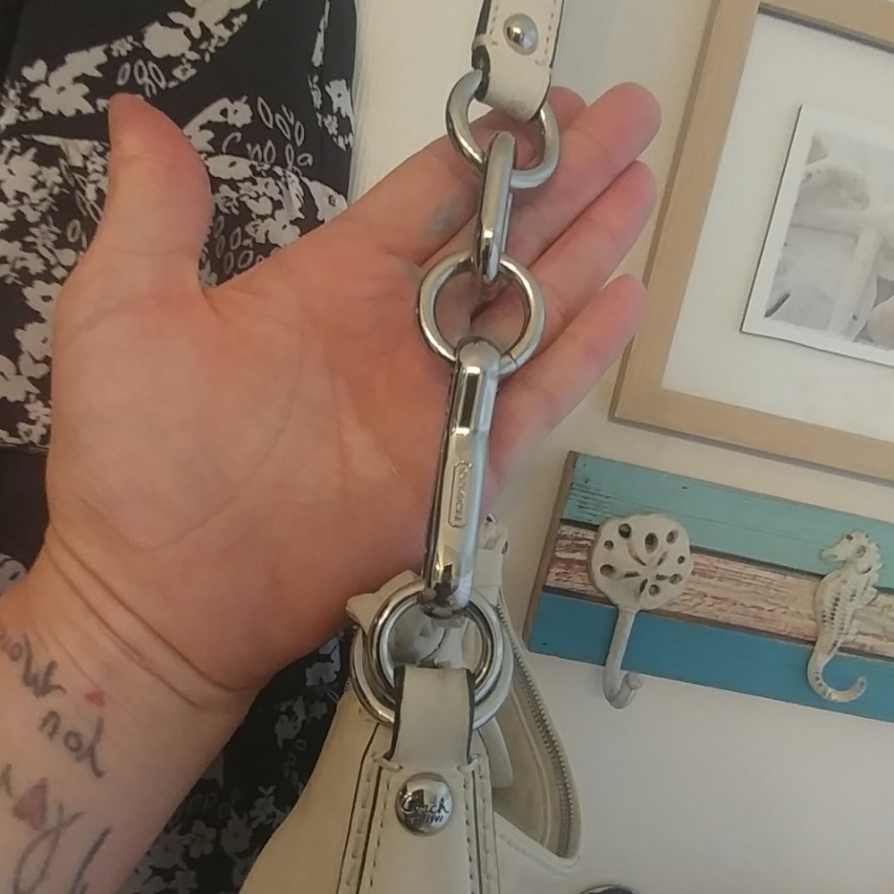 Authentic Coach - Picture 8 of 8